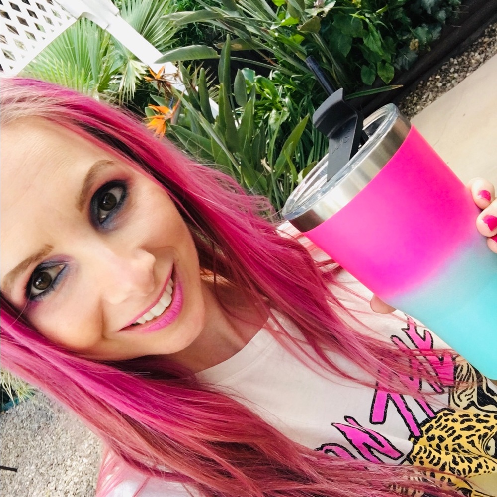 Meet your Posher, Tiffany